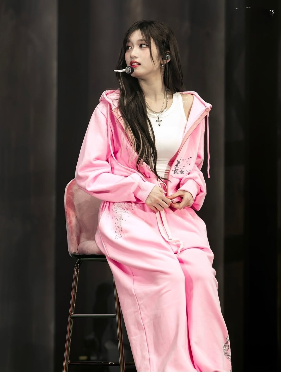Latest photo of Leeseo (IVE)