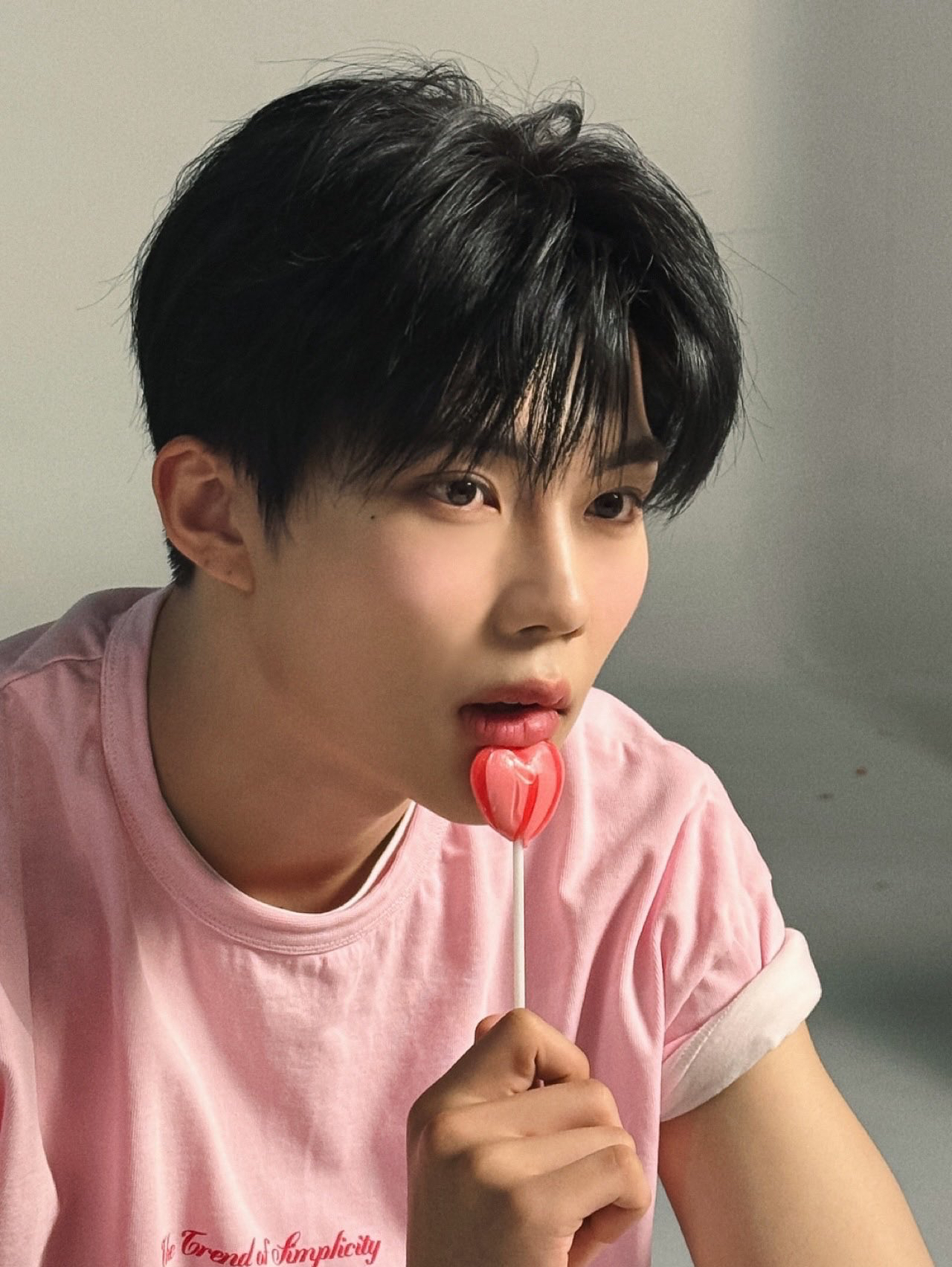 Latest photo of Park Gunwook (ZEROBASEONE)