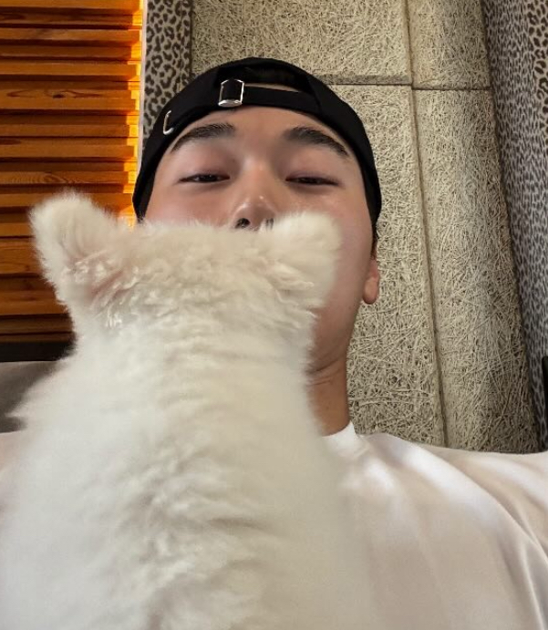 Recent activity shot of San (ATEEZ)
