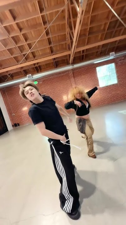 A heartfelt wallpaper shared by Yeonjun (TOMORROW X TOGETHER)'s fans