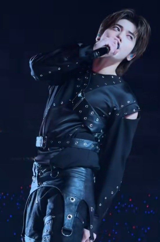 太顯 (TOMORROW X TOGETHER)粉絲拍下的瞬間