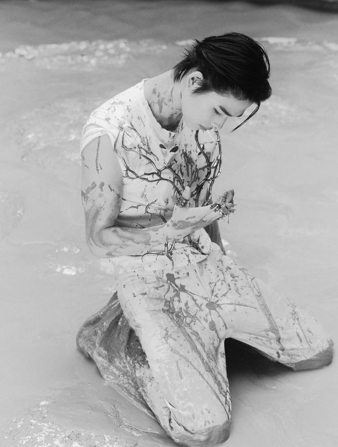 Foto aktivitas terbaru Sunghoon (ENHYPEN)