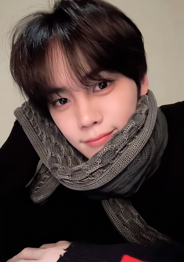 金奎彬 (ZEROBASEONE)的最新照片