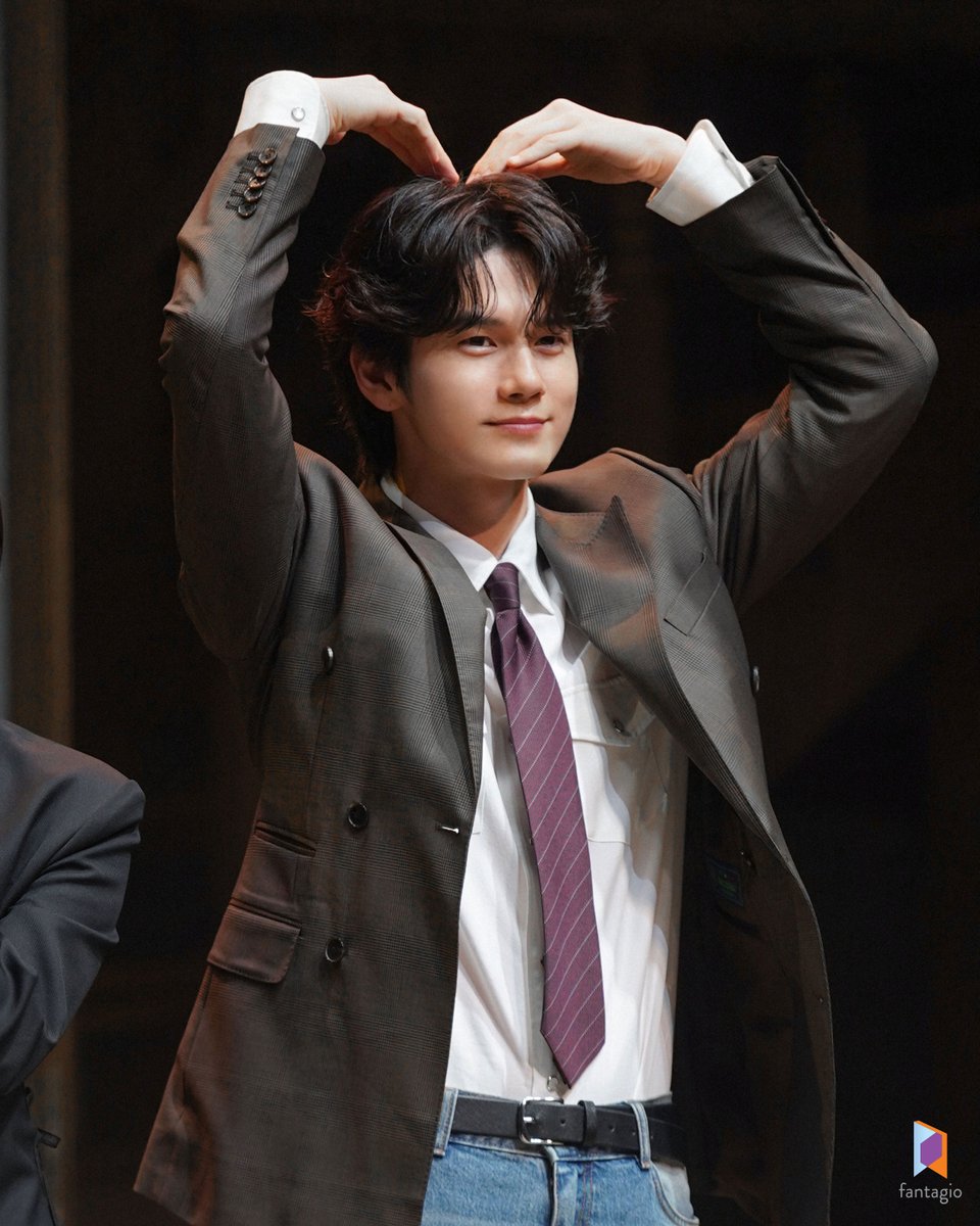 Behind-the-scenes cut of Ong Seongwu