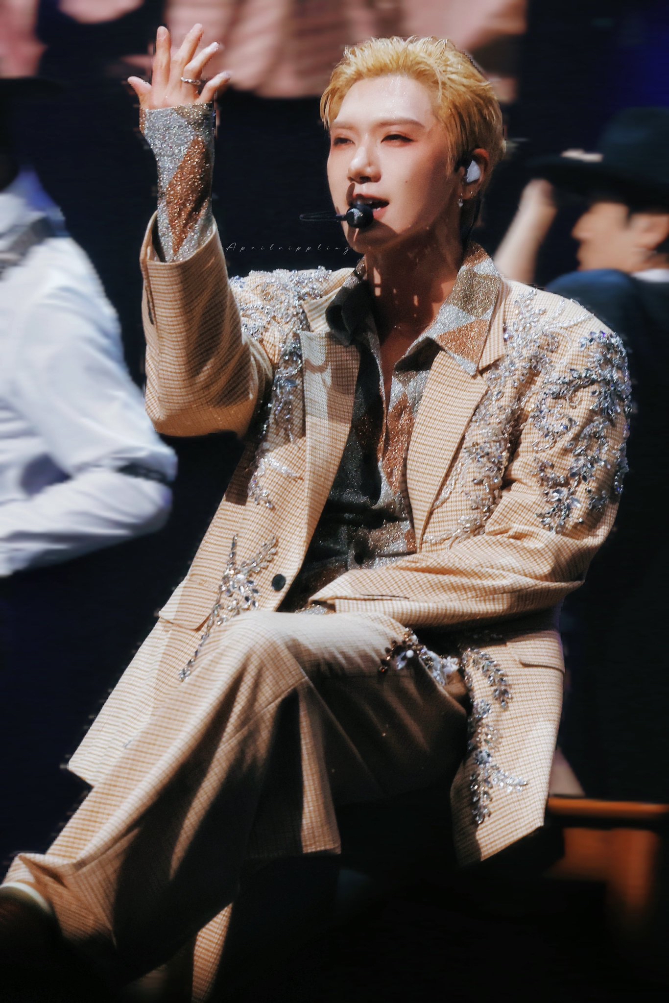 A moment captured by TEN (WayV)'s fan