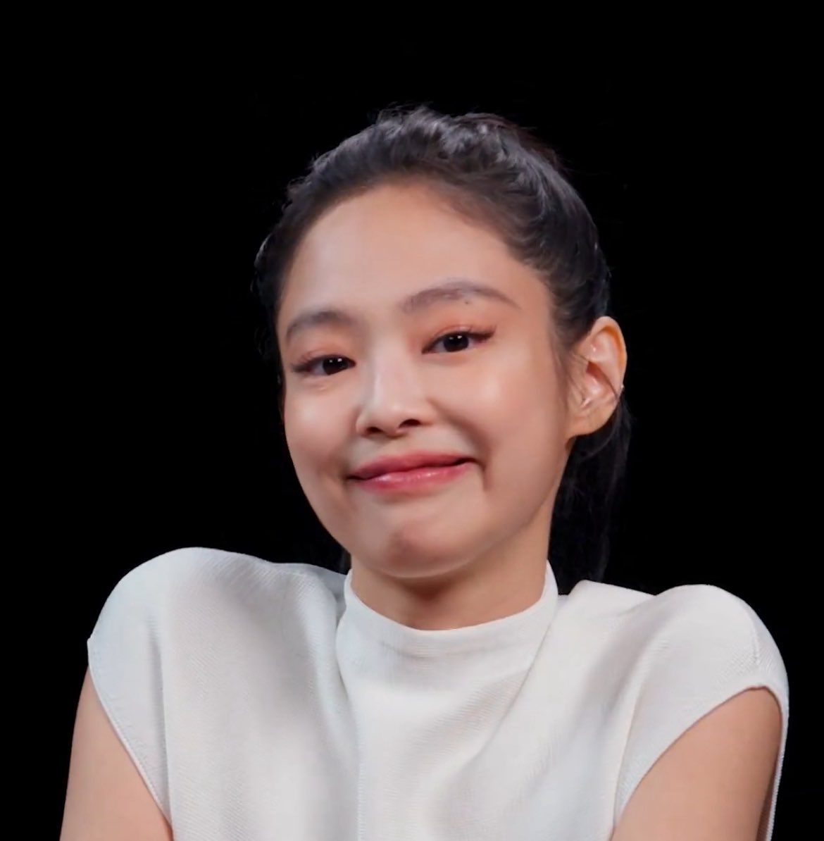 Behind-the-scenes cut of Jennie (BLACKPINK)