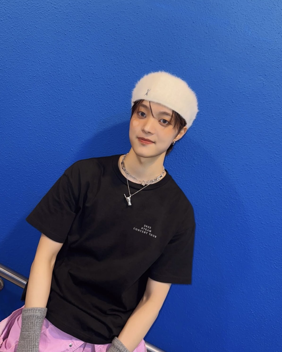 Behind-the-scenes cut of EJ (&TEAM)