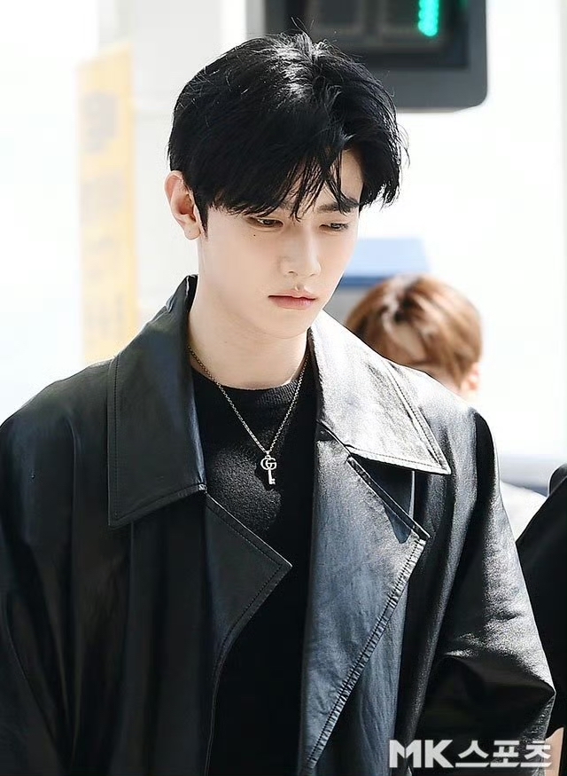 장하오 (제로베이스원)의 비하인드 컷