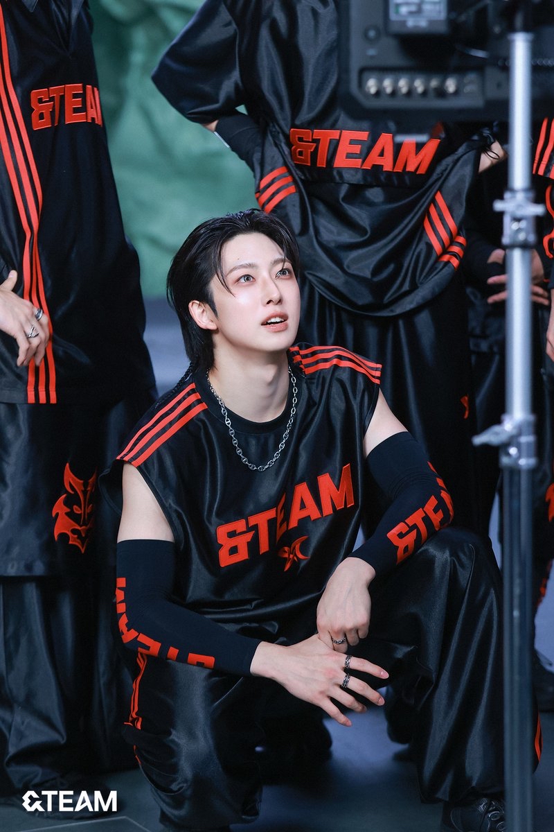 Behind-the-scenes cut of Fuma (&TEAM)