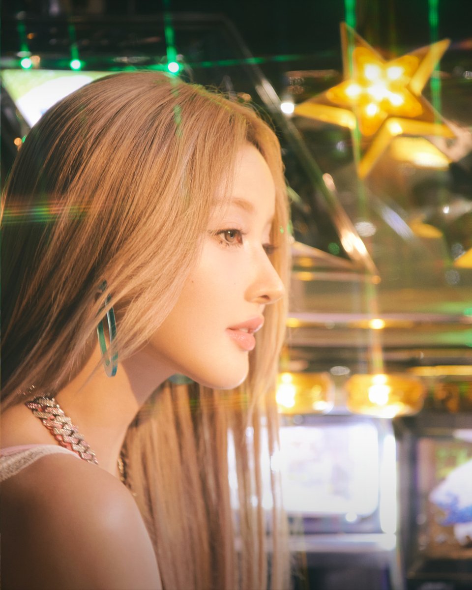 Latest photo of KISS OF LIFE