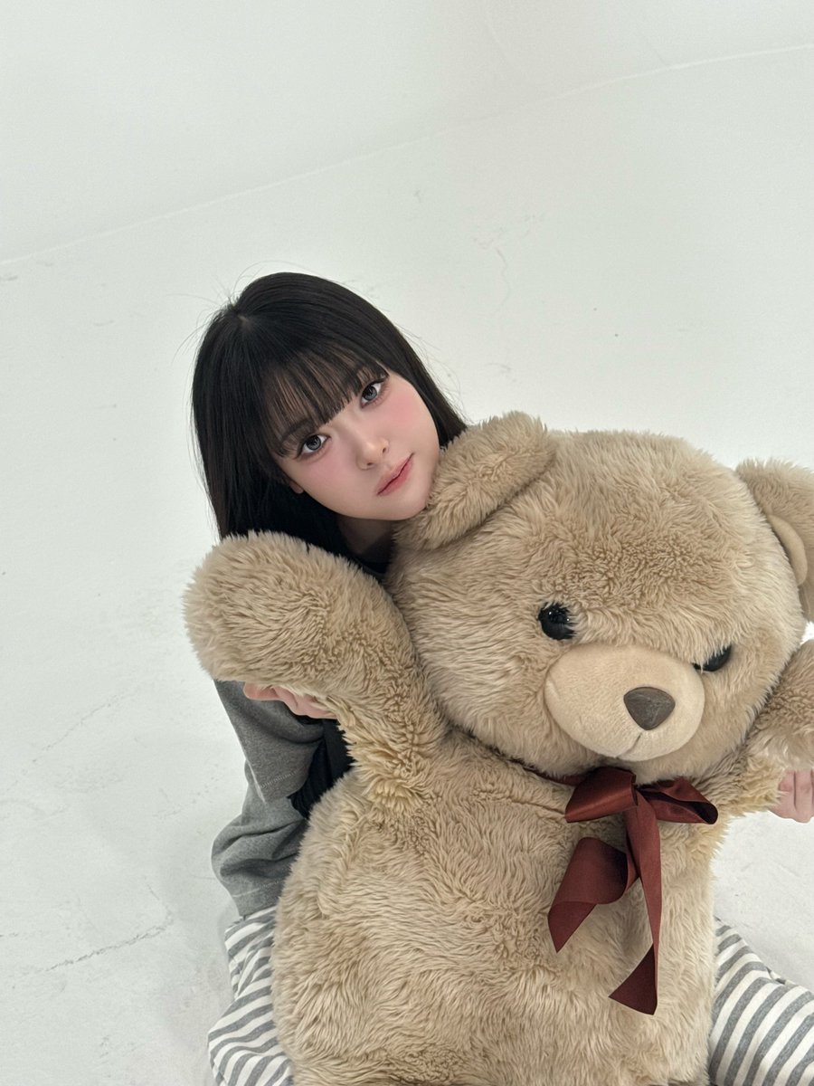 Recent activity shot of tripleS