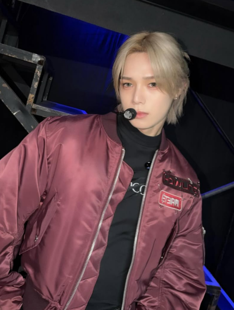 A moment captured by K (&TEAM)'s fan