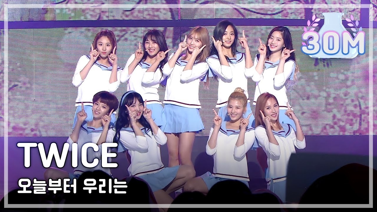 Momen yang diabadikan oleh penggemar Momo (TWICE)