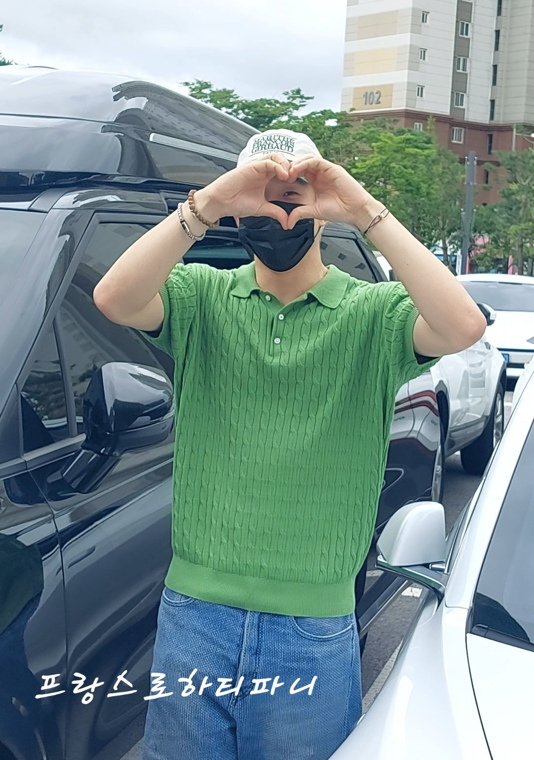 A moment captured by Jinjin (ASTRO)'s fan