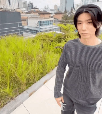 Latest photo of Hwiyoung (SF9)