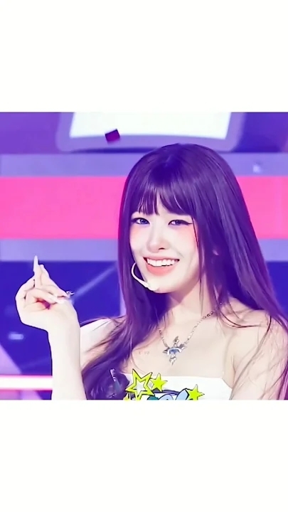 Fan-made special wallpaper for An Yujin (IVE)
