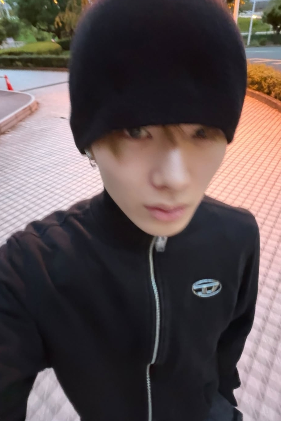 Behind-the-scenes cut of Kyosuke (aoen)