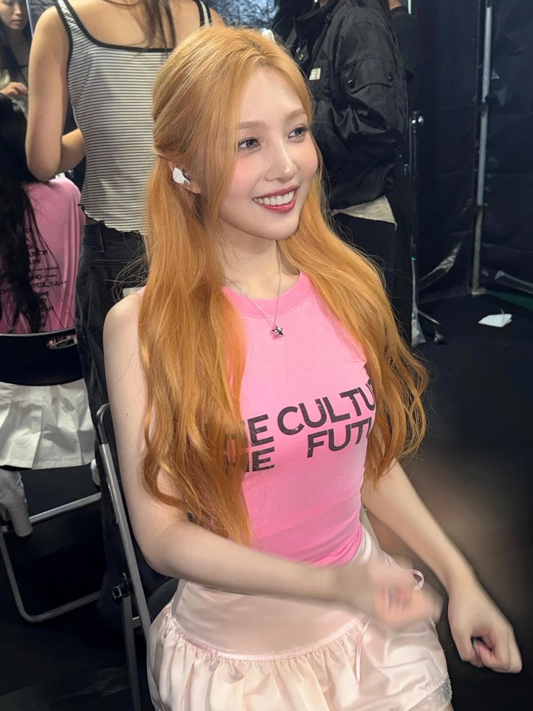Behind-the-scenes cut of Red Velvet