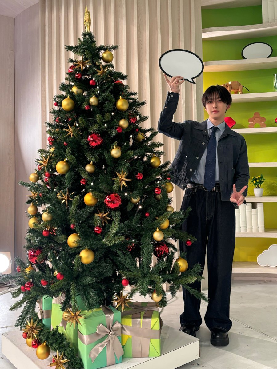 Behind-the-scenes cut of &TEAM