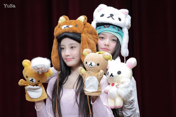 Behind-the-scenes cut of Wonhee (ILLIT)