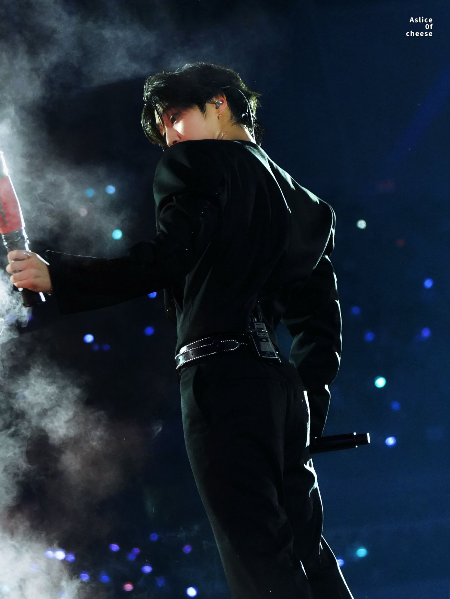 Latest photo of HAN (Stray Kids)