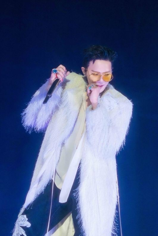 G-DRAGON (빅뱅)의 최신 사진