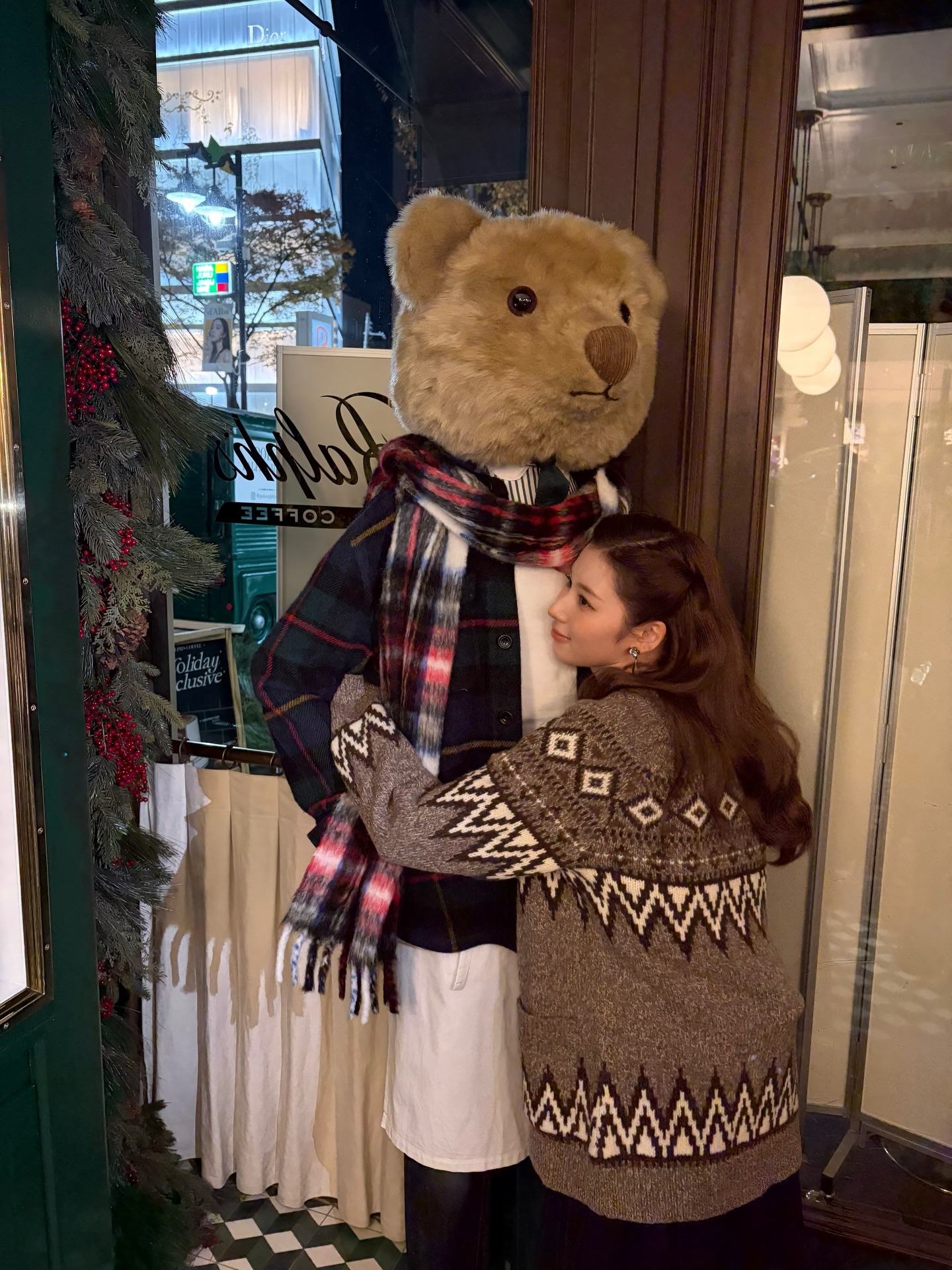 Behind-the-scenes cut of Sana (TWICE)