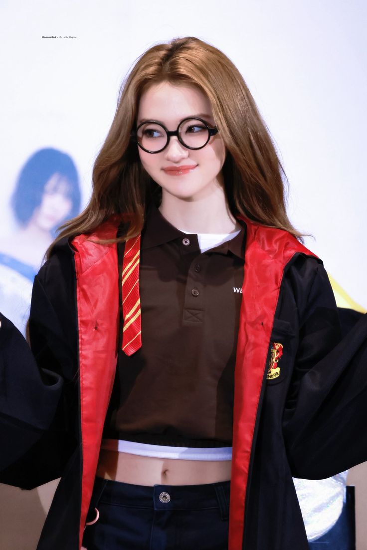 Latest photo of Ella (MEOVV)