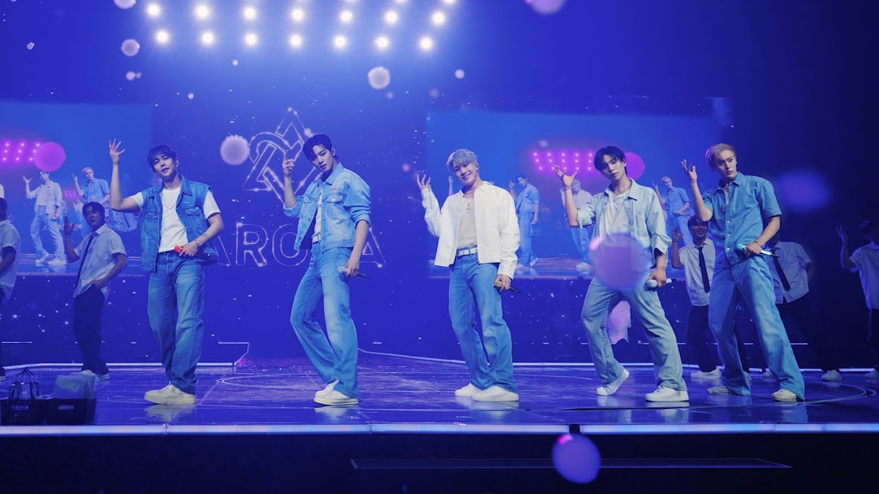 아스트로의 최신 사진