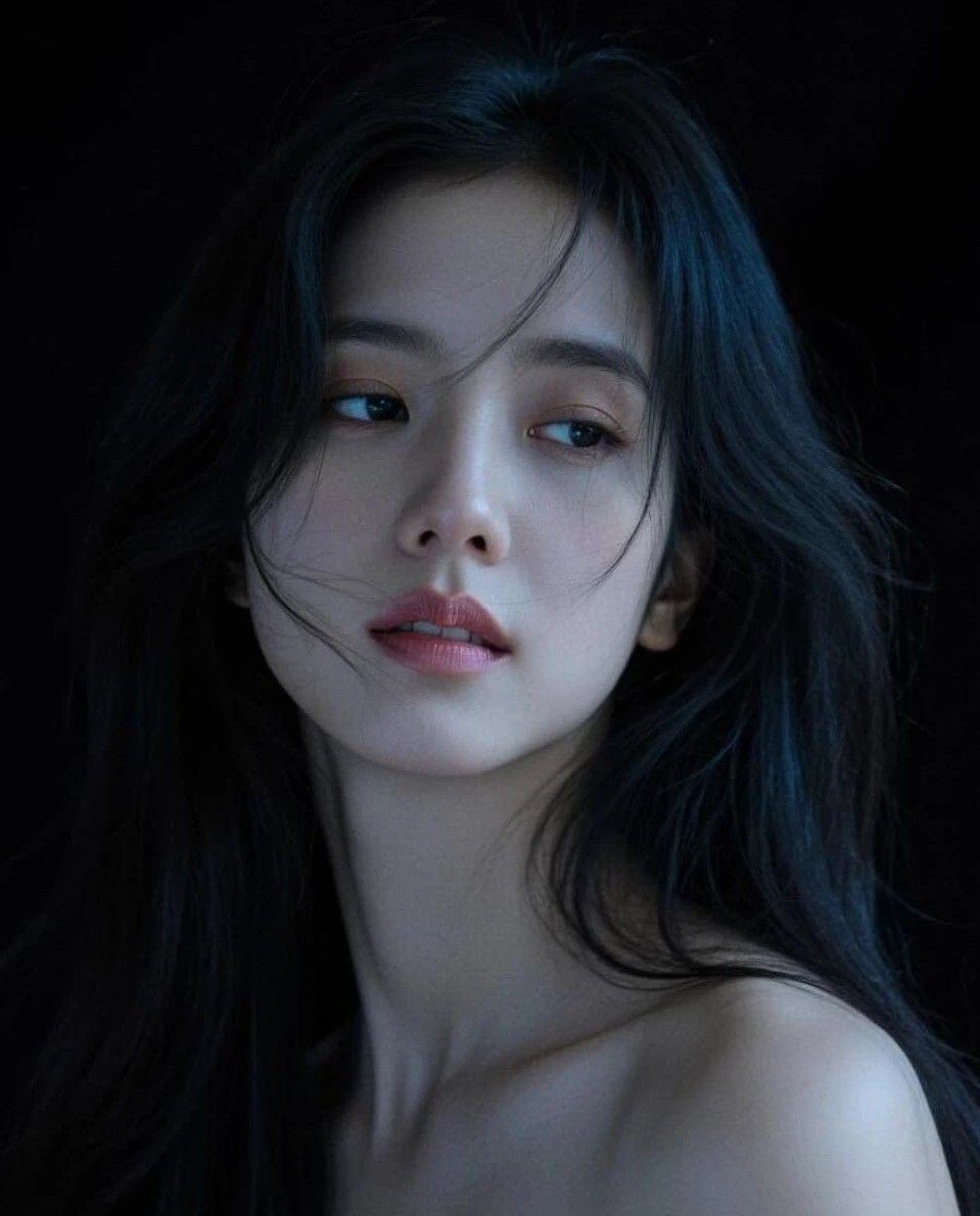Recent activity shot of Jisoo (BLACKPINK)