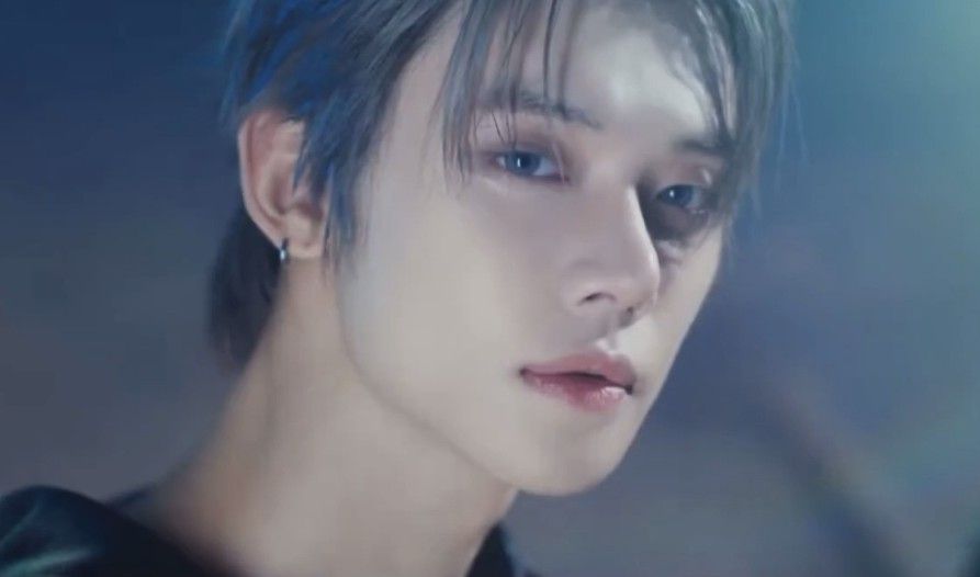 A moment captured by Yeonjun (TOMORROW X TOGETHER)'s fan
