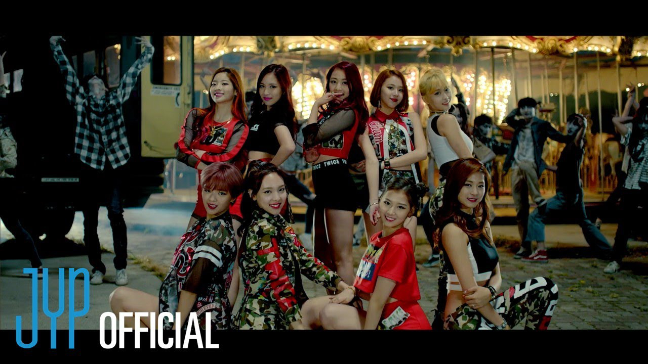 Momen yang diabadikan oleh penggemar TWICE