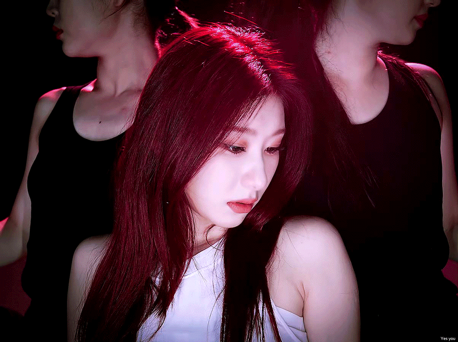 Recent activity shot of Chaeryeong (ITZY)