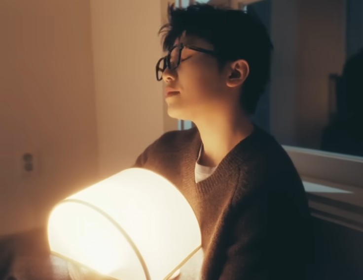 Behind-the-scenes cut of Woozi (SEVENTEEN)
