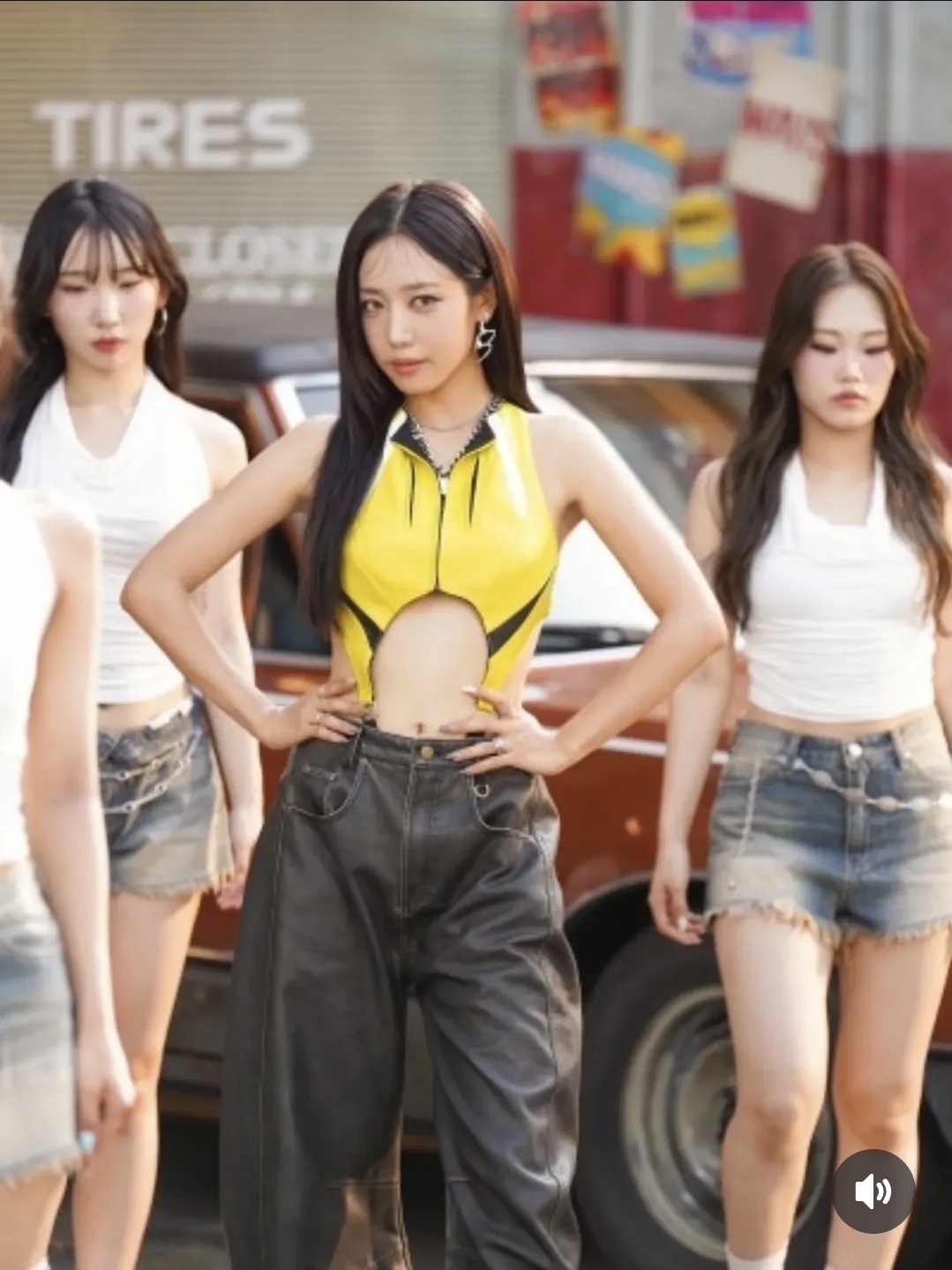 Behind-the-scenes cut of Kim Namjoo (Apink)