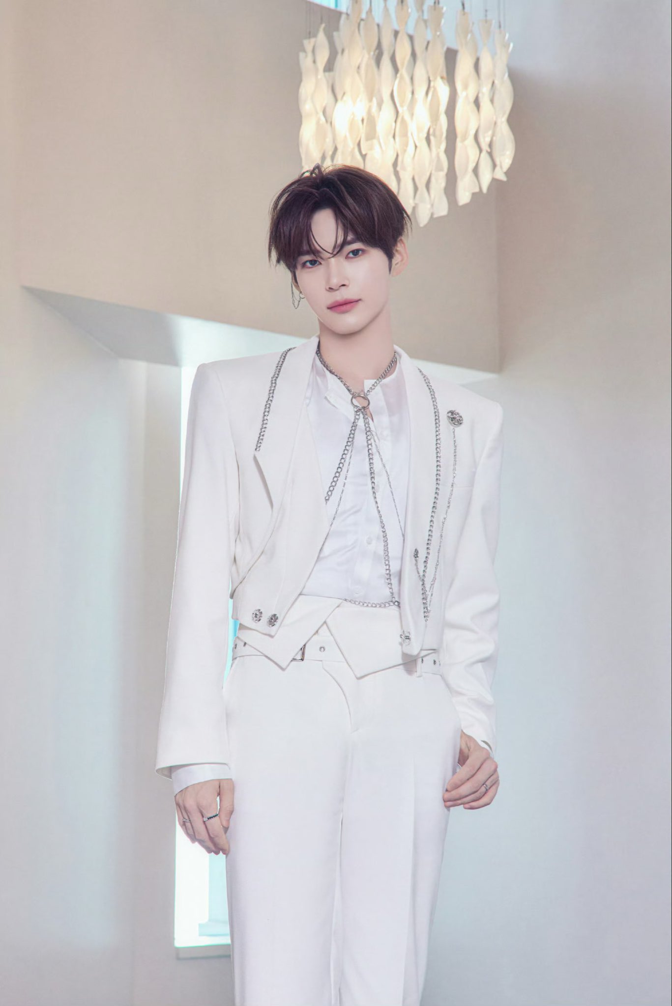 성한빈 (제로베이스원)의 비하인드 컷