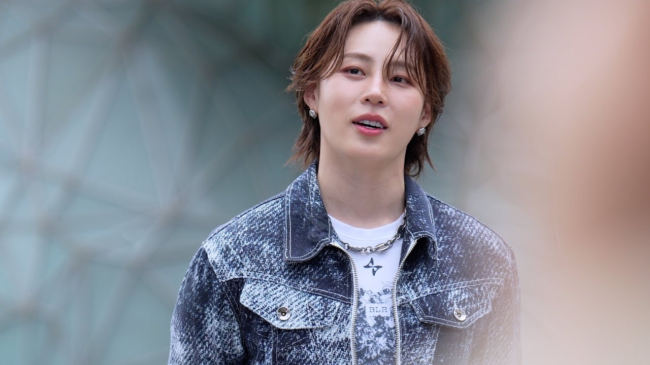 Latest photo of Ha Sungwoon