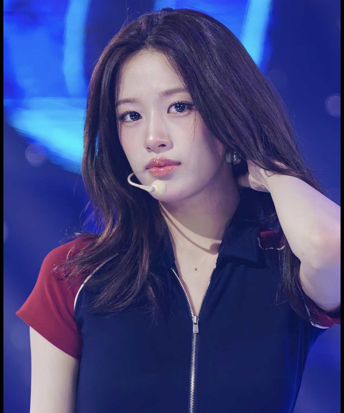 A moment captured by IVE's fan