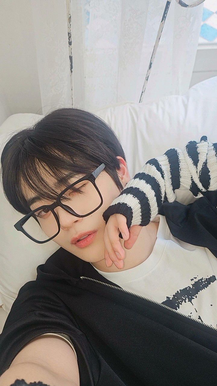 Latest photo of Hong Sungmin (FANTASY BOYS)