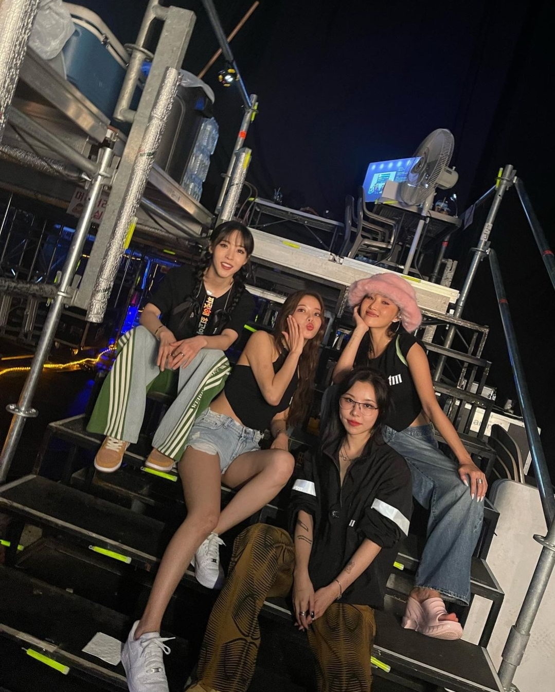 Recent activity shot of MAMAMOO