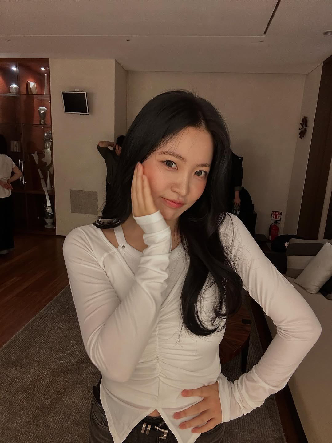 Behind-the-scenes cut of Yeri (Red Velvet)