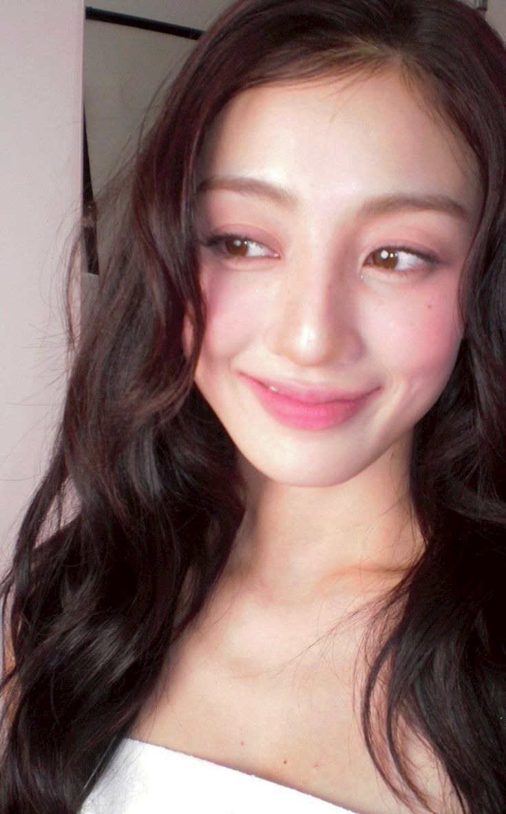 志效 (TWICE)粉絲拍下的瞬間