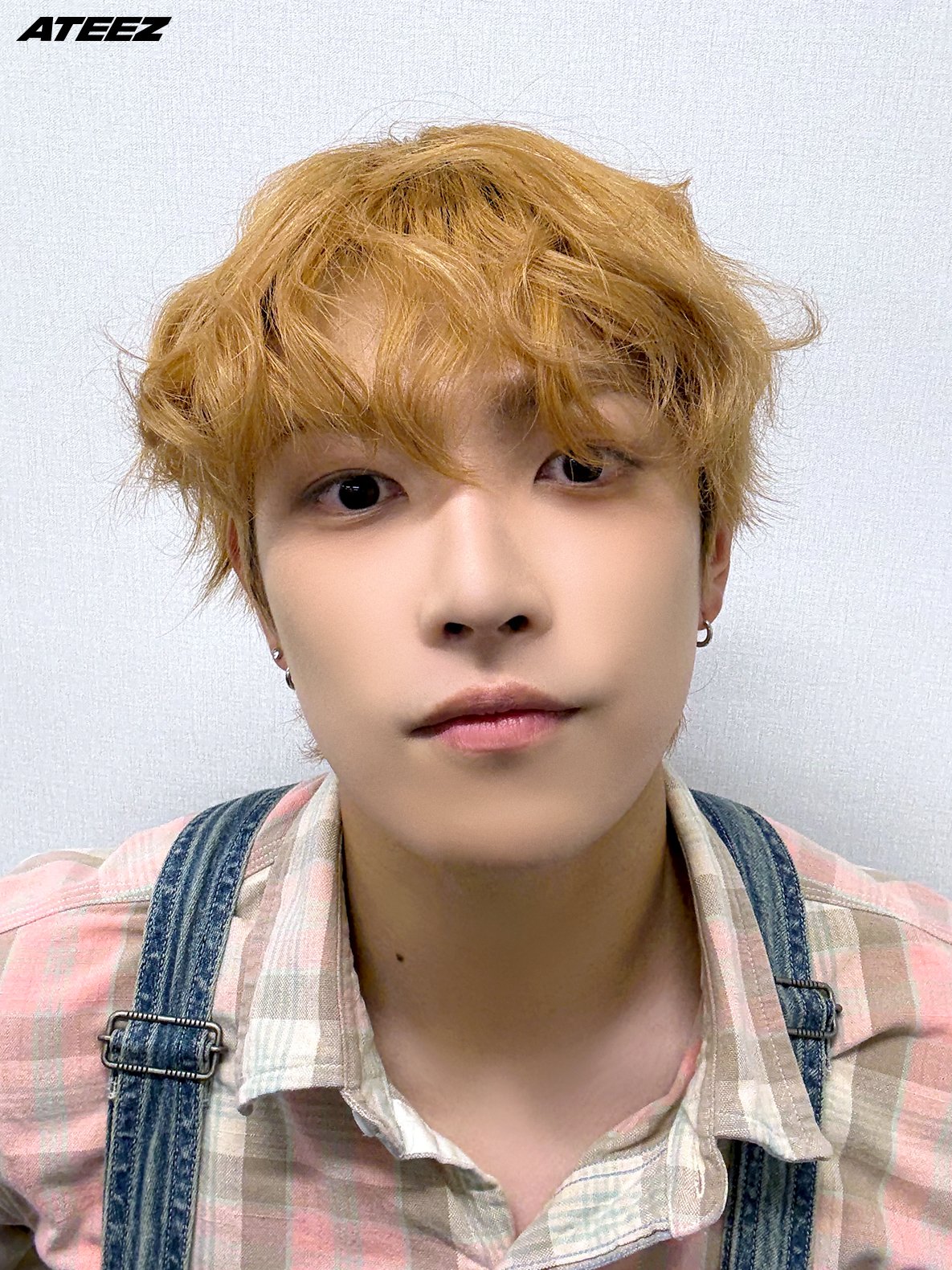 Behind-the-scenes cut of Hongjoong (ATEEZ)