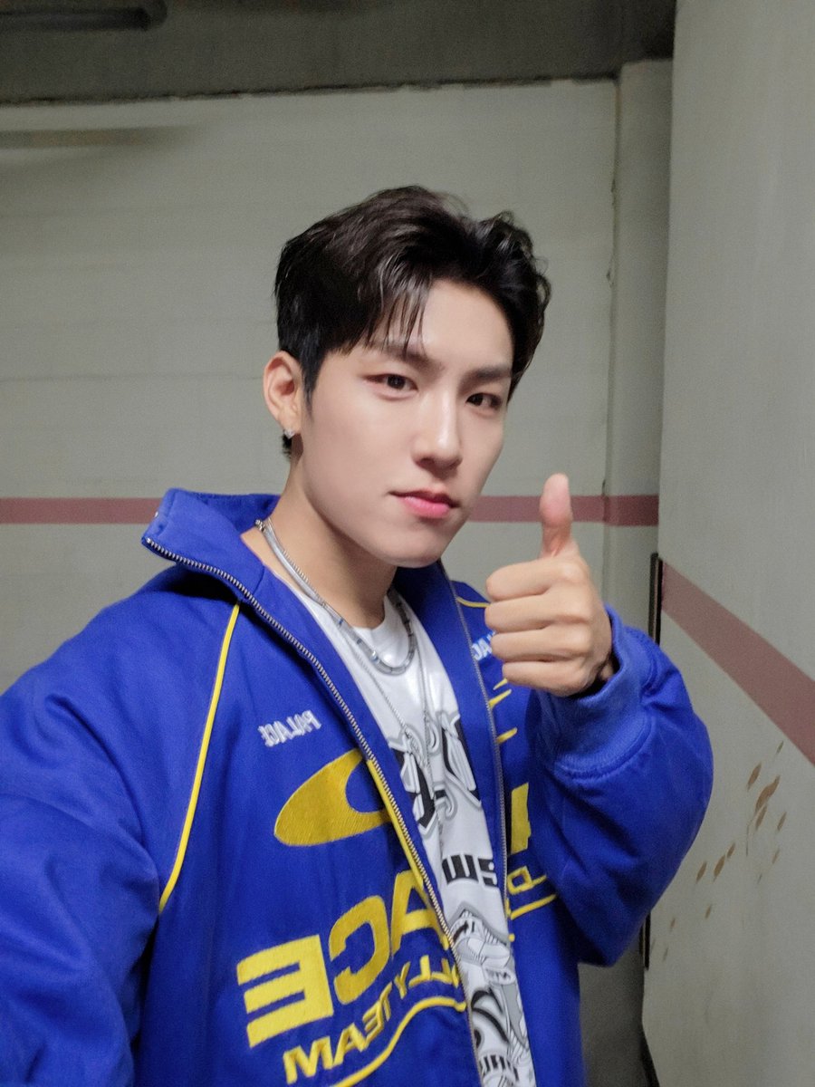 AB6IX의 최신 사진