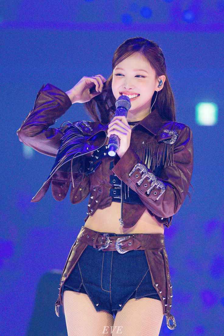Latest photo of Nayeon (TWICE)
