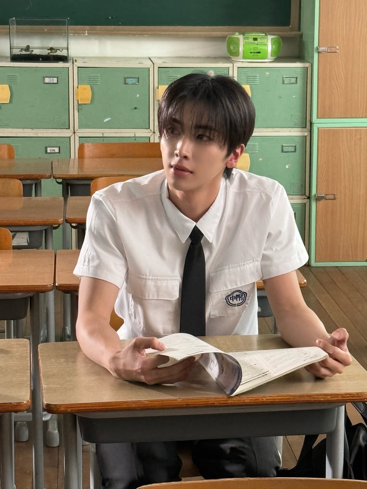 Behind-the-scenes cut of UP10TION