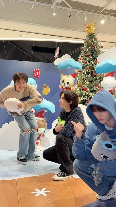 A moment captured by Leehan (BOYNEXTDOOR)'s fan