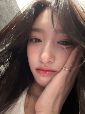 イソ (IVE)の最新写真