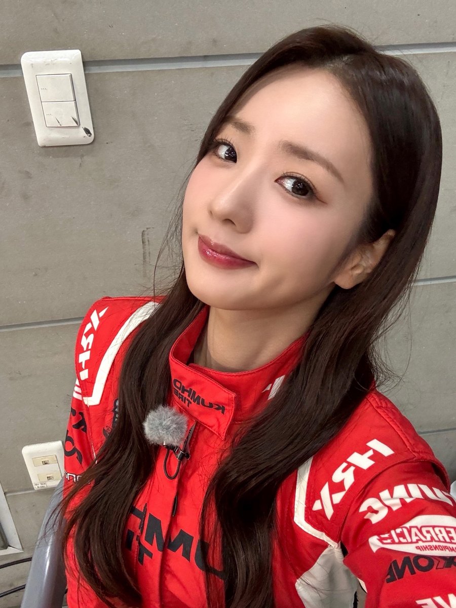 Apinkの最近の活動写真