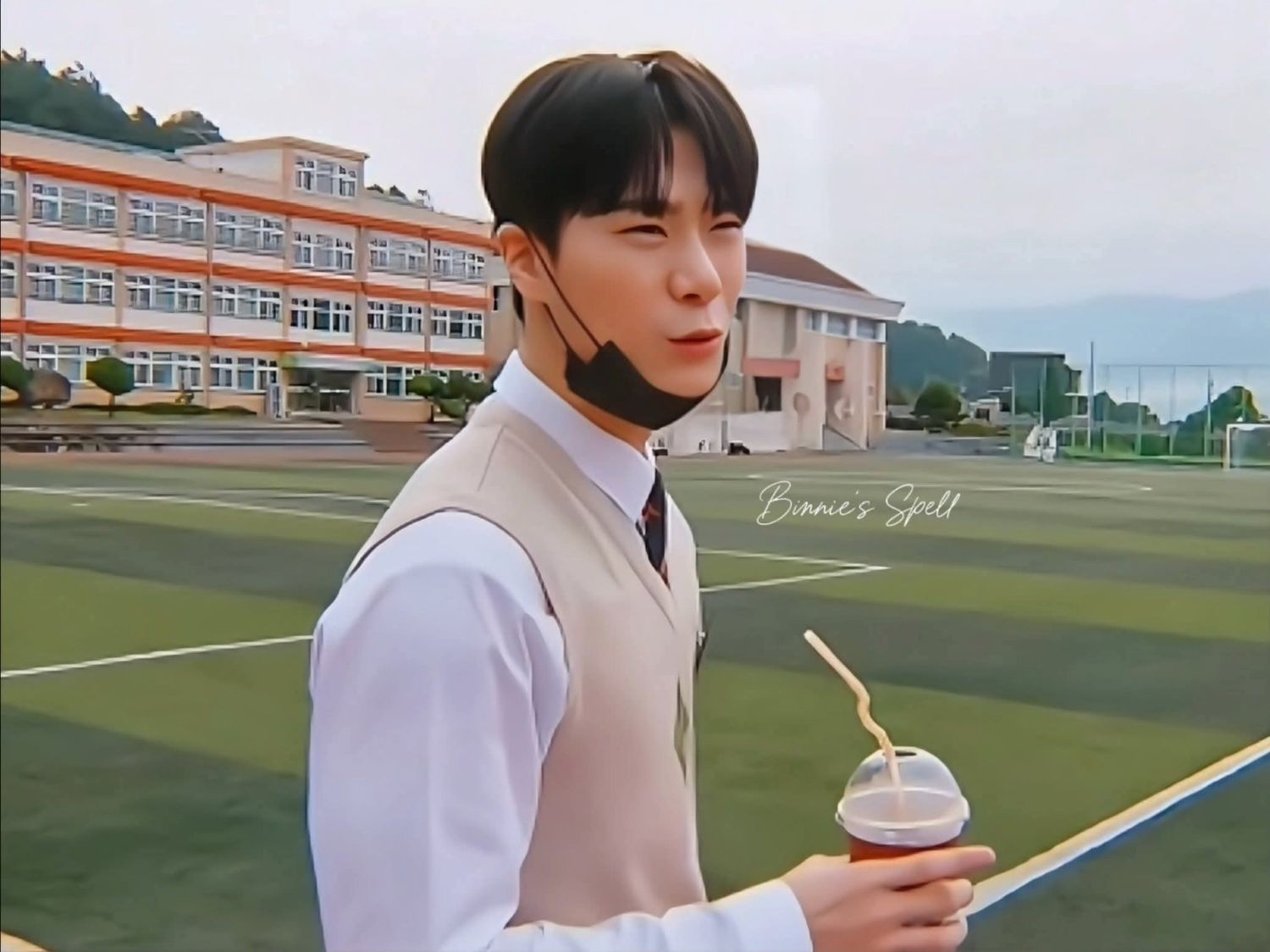 Latest photo of Moonbin (ASTRO)